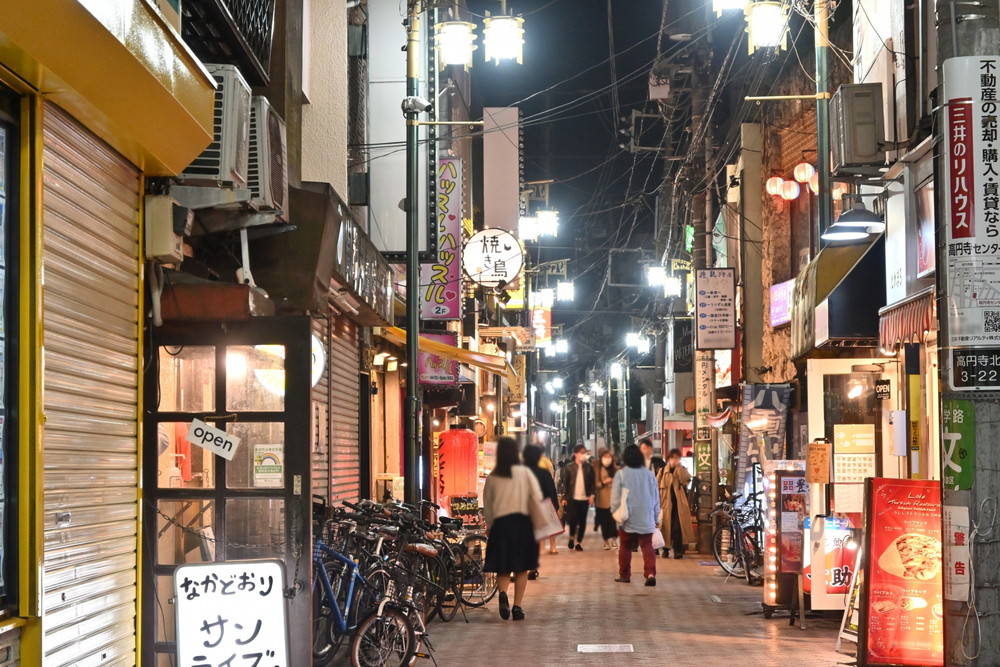 高円寺-夜の商店街