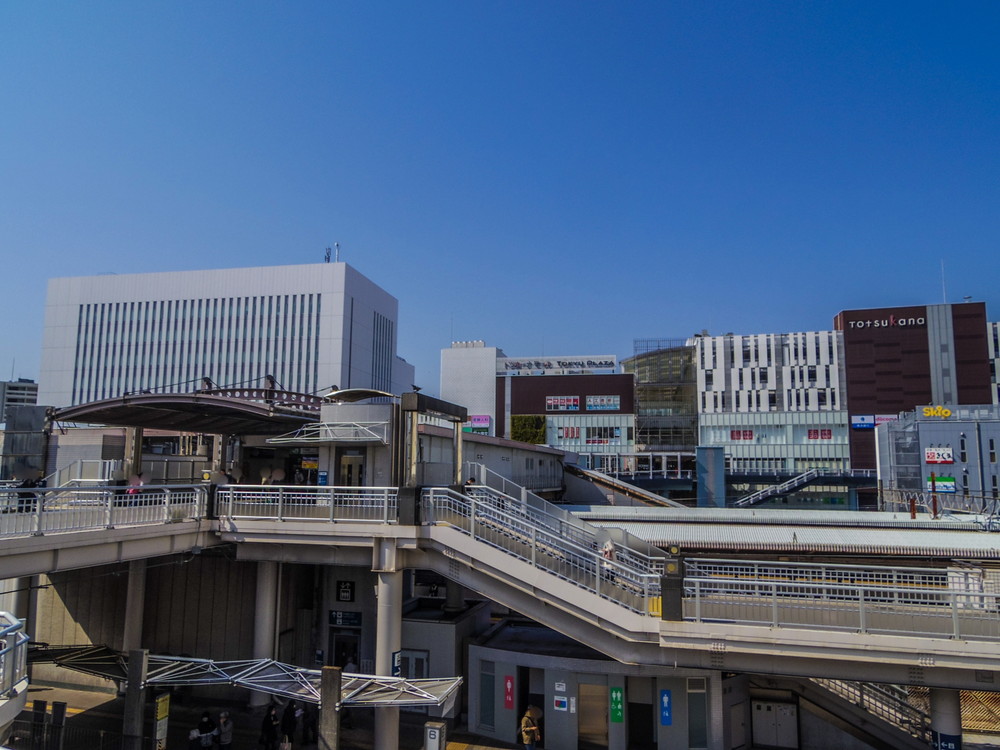 戸塚駅東口からの風景