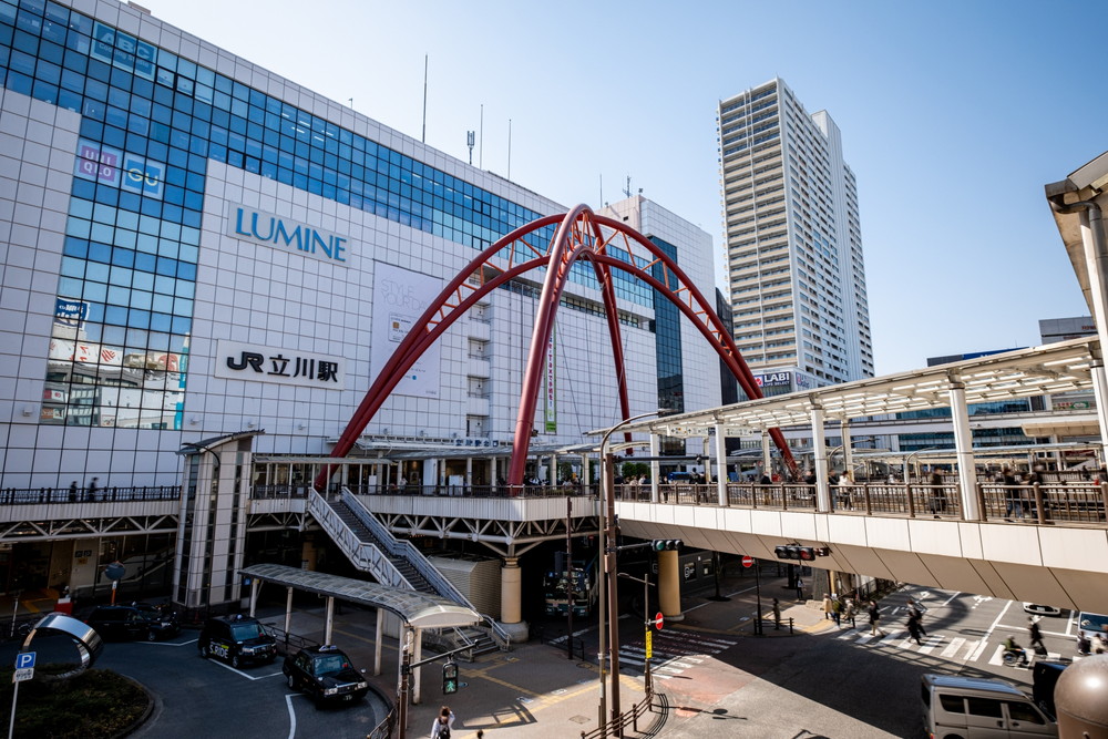 立川駅前の風景