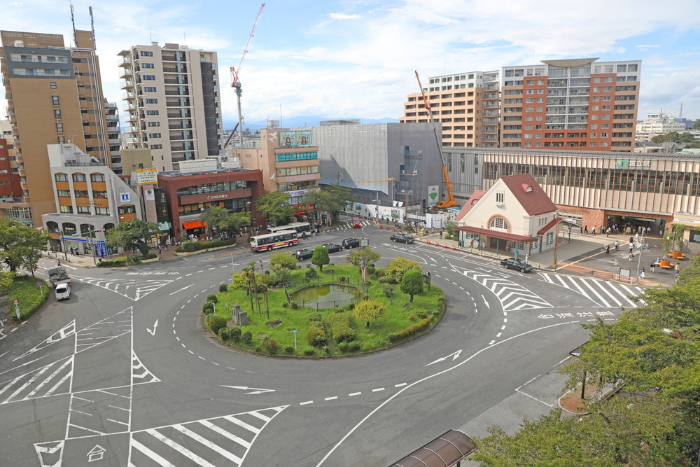 国立駅前のロータリー