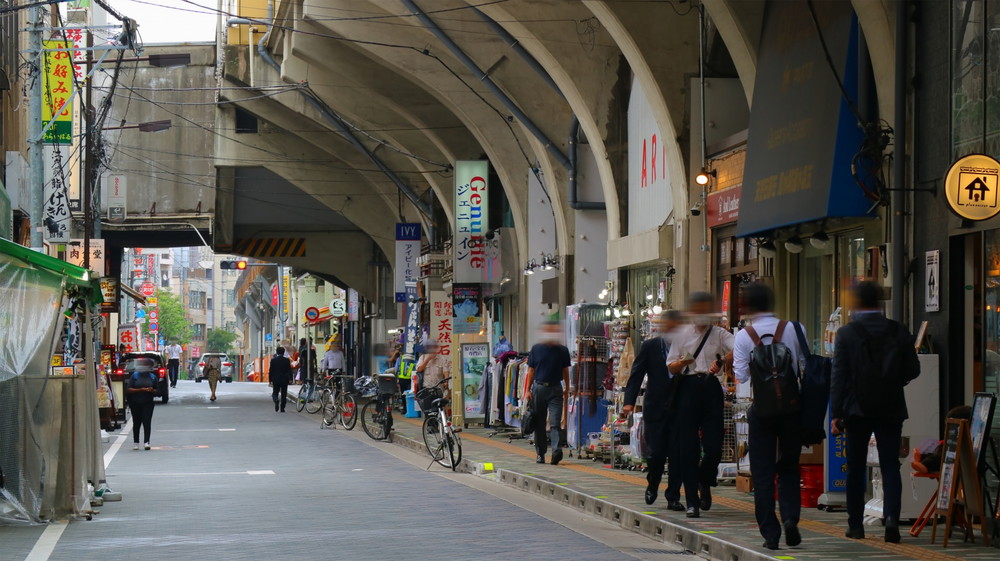 浅草橋駅の高架下