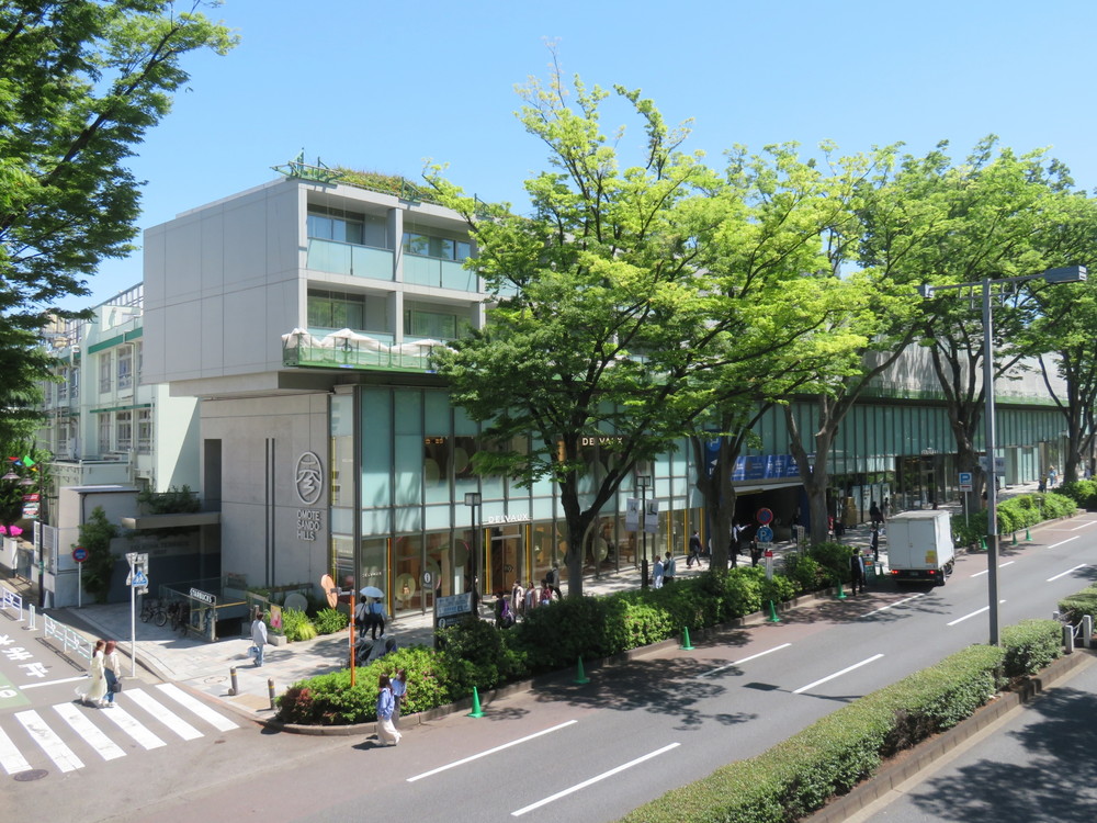 表参道ヒルズ